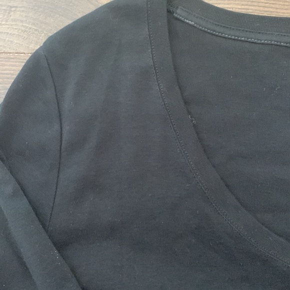 GAP The Essential V-Neck Women’s Size L - Picture 3 of 3